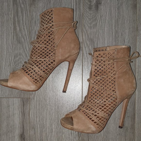 Steve Madden -Peep toe Booties - Picture 1 of 6